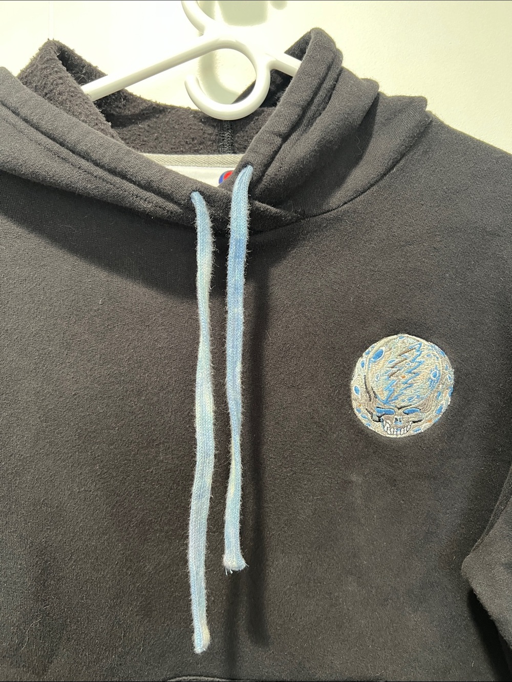 Teton Gravity Research Hoodie w/ embroidered Grateful Dead Skullie - Medium - Picture 3 of 6